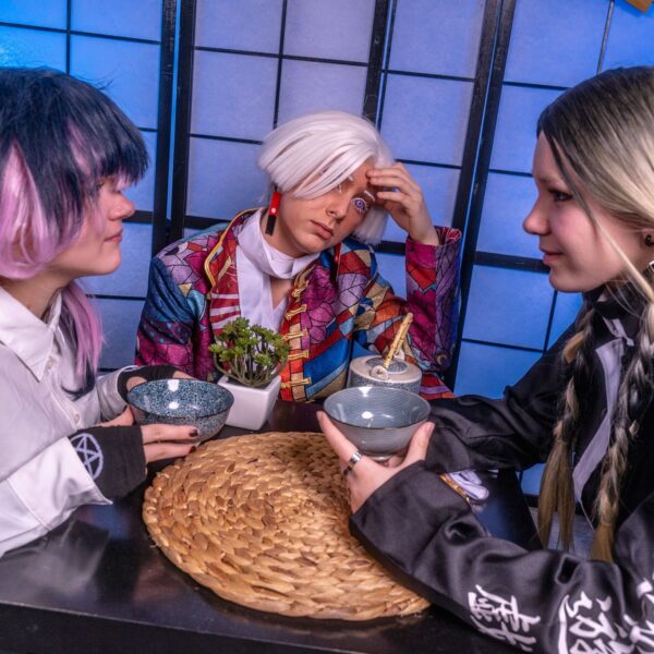 gallery-item