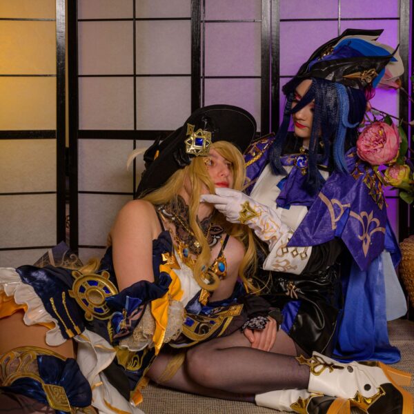 gallery-item
