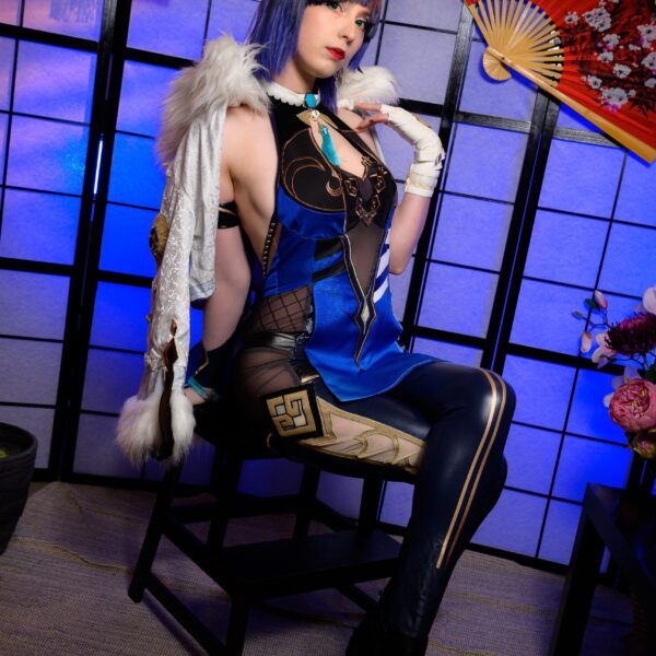 gallery-item